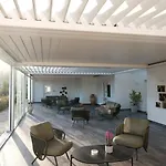 L'amarena Garden House בית הארחה