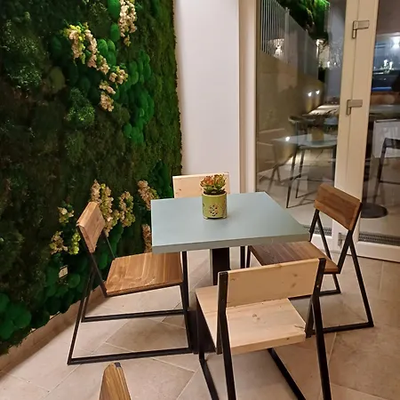 Pensjonat L'amarena Garden House