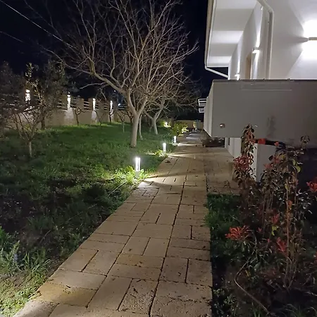 L'amarena Garden House Pensjonat 4*