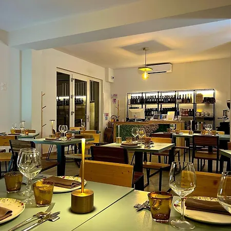 L'amarena Garden House