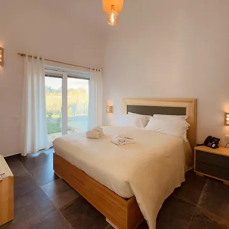 L'amarena Garden House Pensjonat 4*