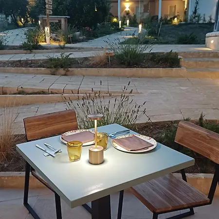 L'amarena Garden House Pensjonat 4*