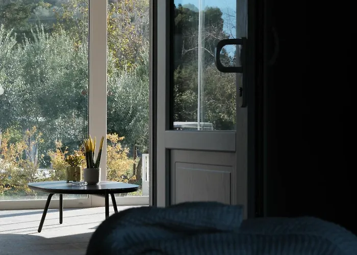 L'amarena Garden House Affittacamere 4*