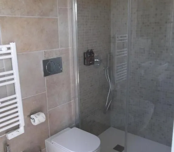 Affittacamere L'amarena Garden House 4*